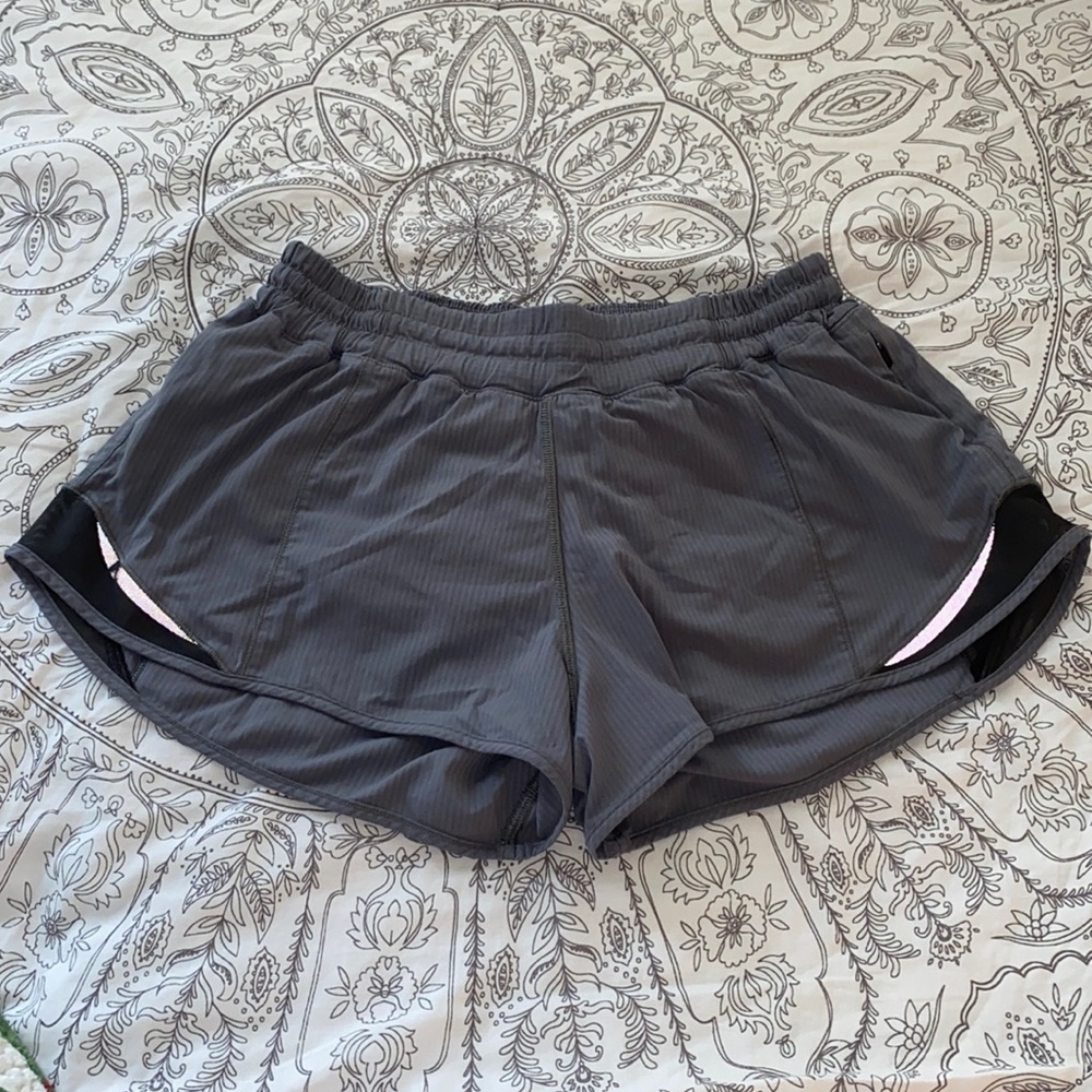 Grey lululemon 2.5 hotty hot shorts